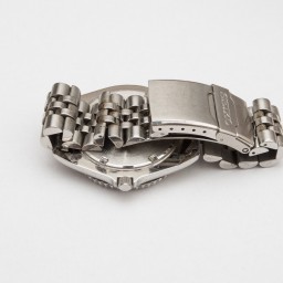 aa721a1125a953375464ff414fef25fd